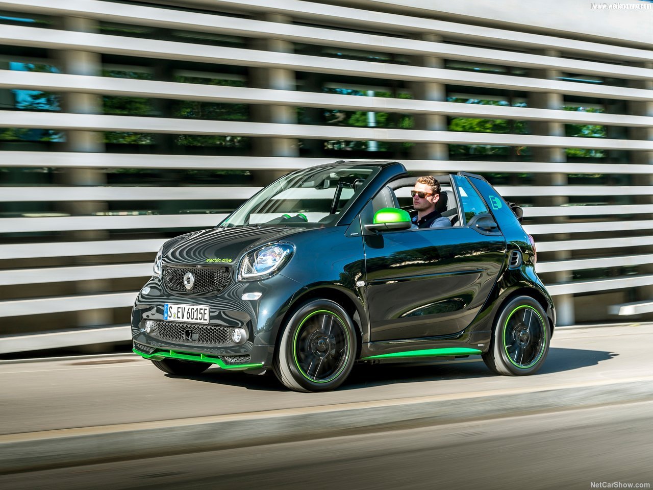 Smart-fortwo_Cabrio_electric_drive-2017-1280-18.jpg