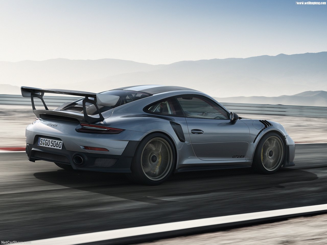 Porsche-911_GT2_RS-2018-1280-04.jpg