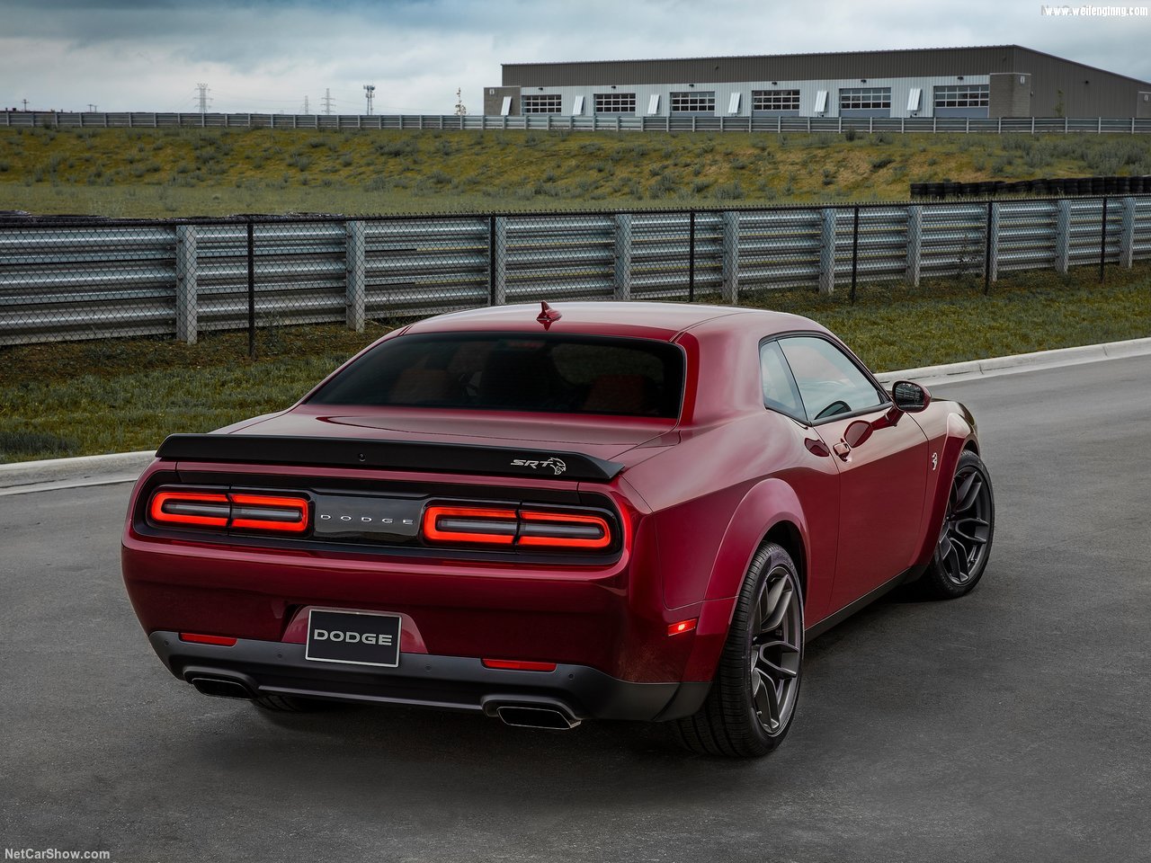 Dodge-Challenger_SRT_Hellcat_Widebody-2018-1280-0b.jpg