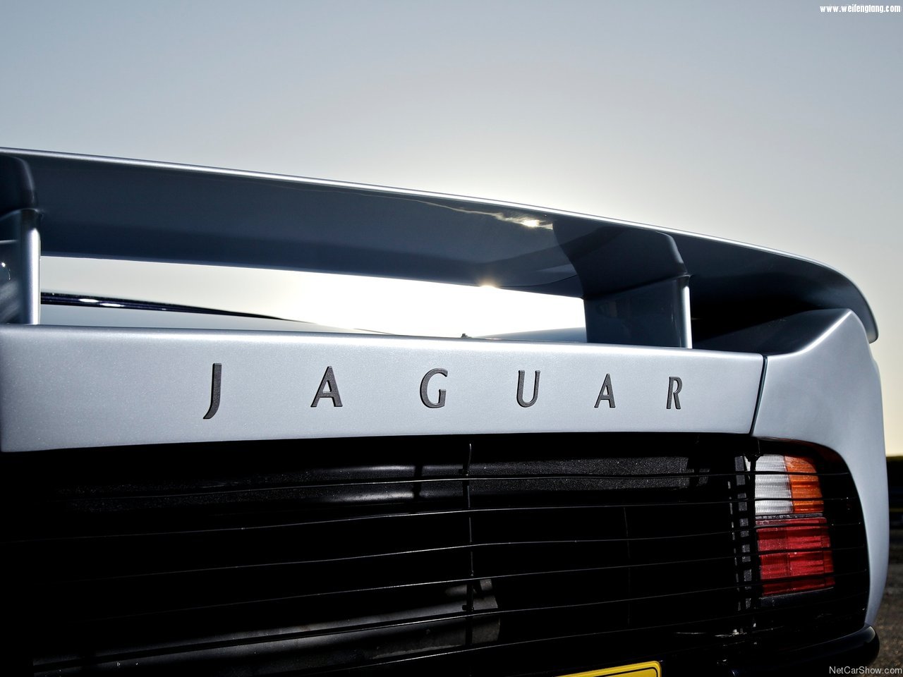 Jaguar-XJ220-1992-1280-14.jpg