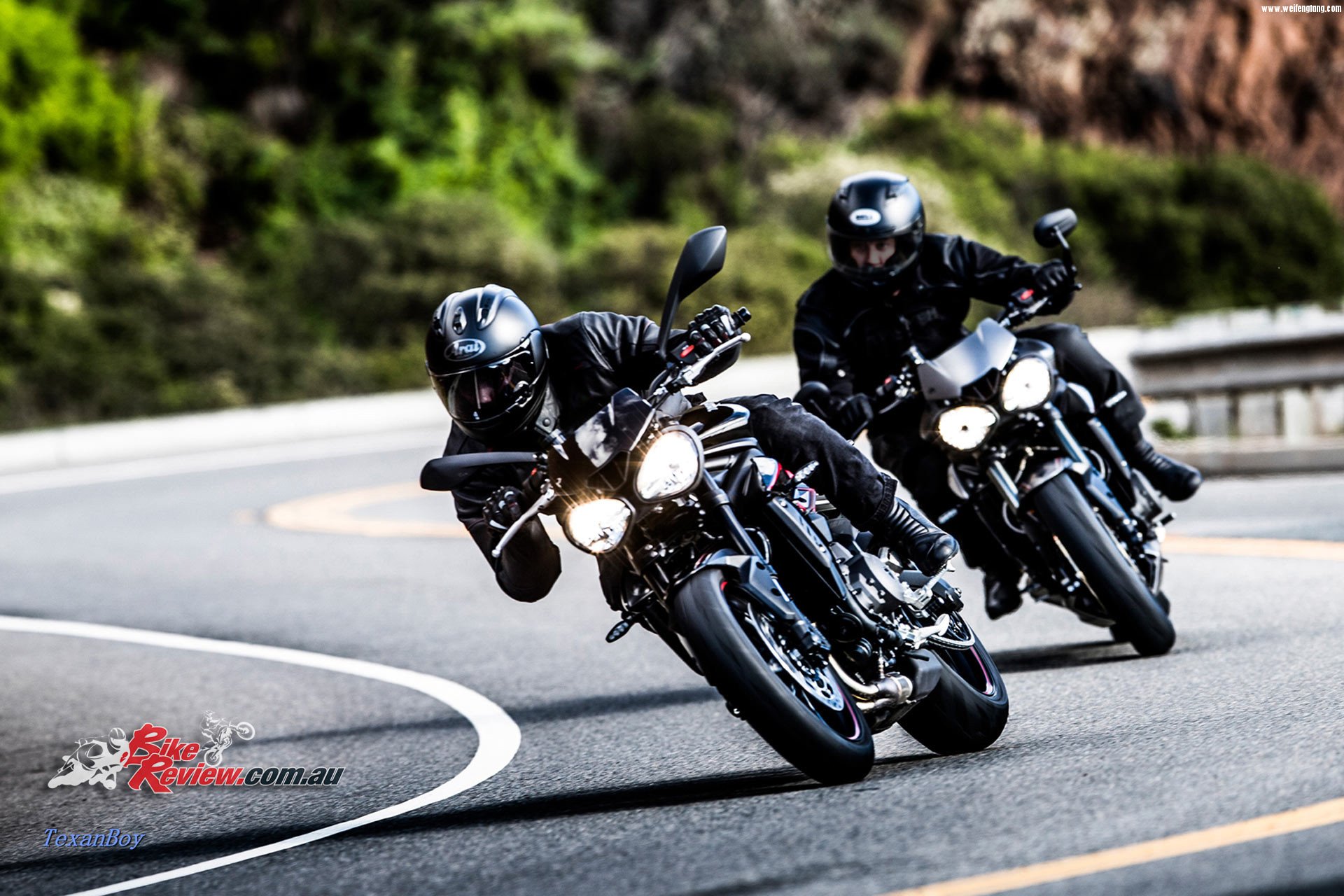 2017-Triumph-Street-Triple-765-S-R-RS-3.jpg