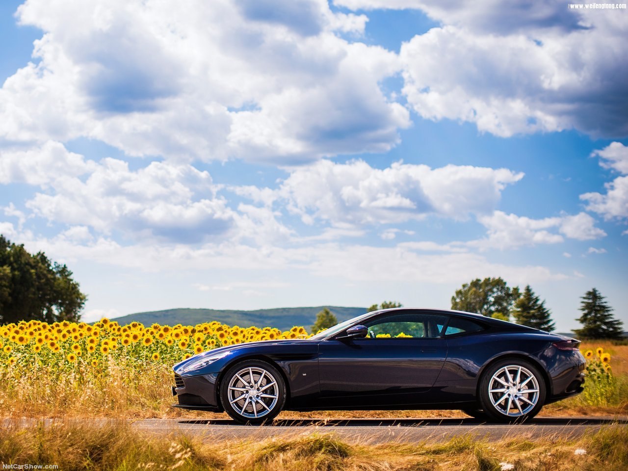 Aston_Martin-DB11-2017-1280-51.jpg