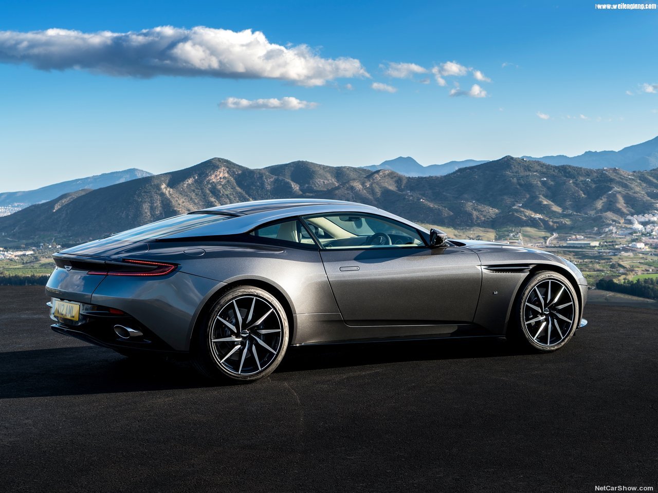 Aston_Martin-DB11-2017-1280-5b.jpg