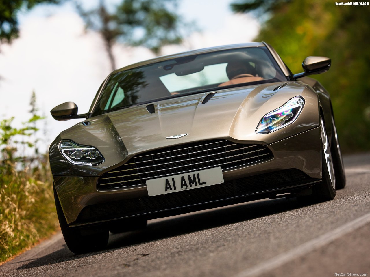 Aston_Martin-DB11-2017-1280-71.jpg
