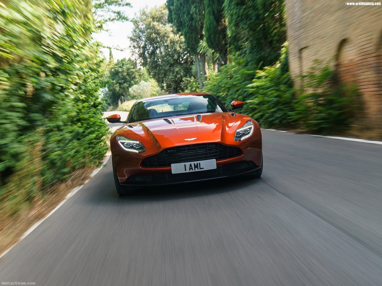 Aston_Martin-DB11-2017-1280-7d.jpg