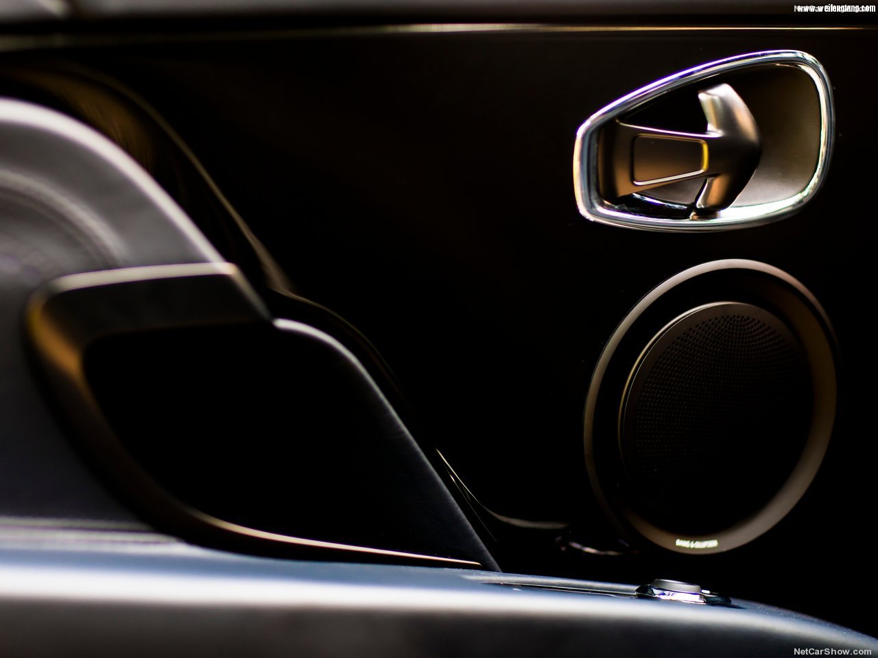 Aston_Martin-DB11-2017-1280-b3.jpg