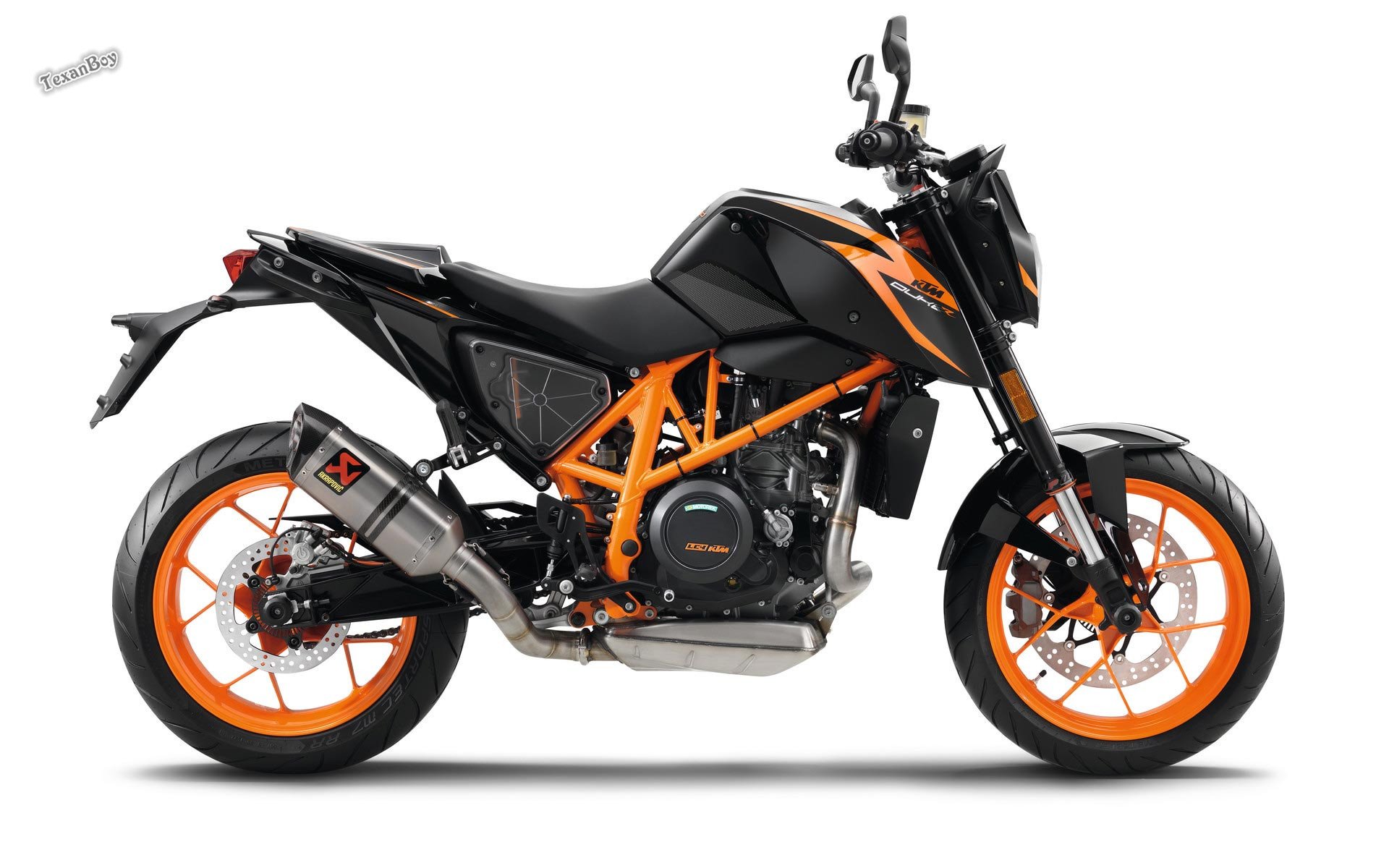 2017-KTM-690-Duke4.jpg