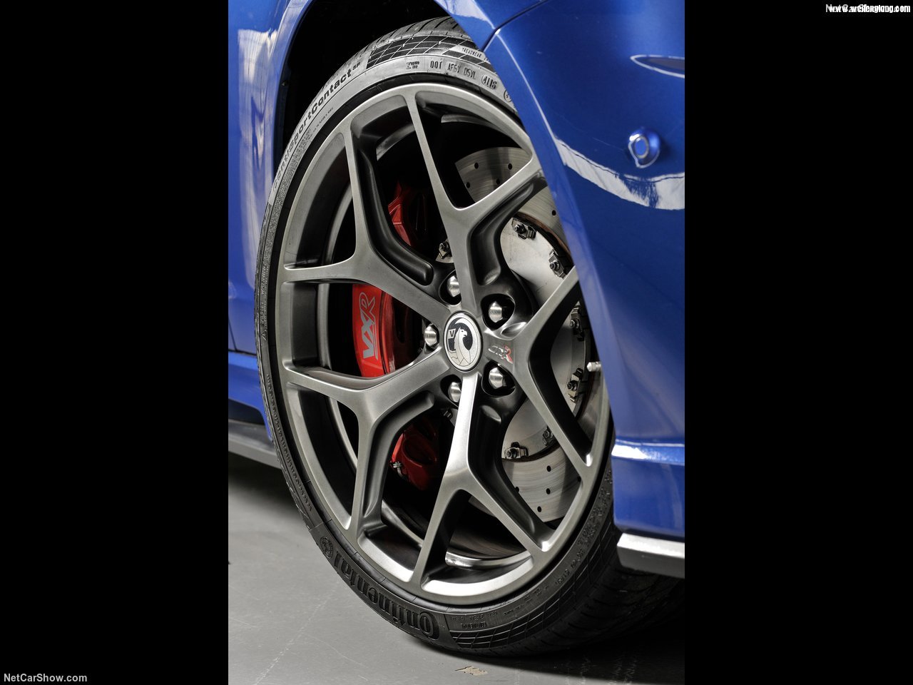 Vauxhall-VXR8_GTS-R-2018-1280-15.jpg