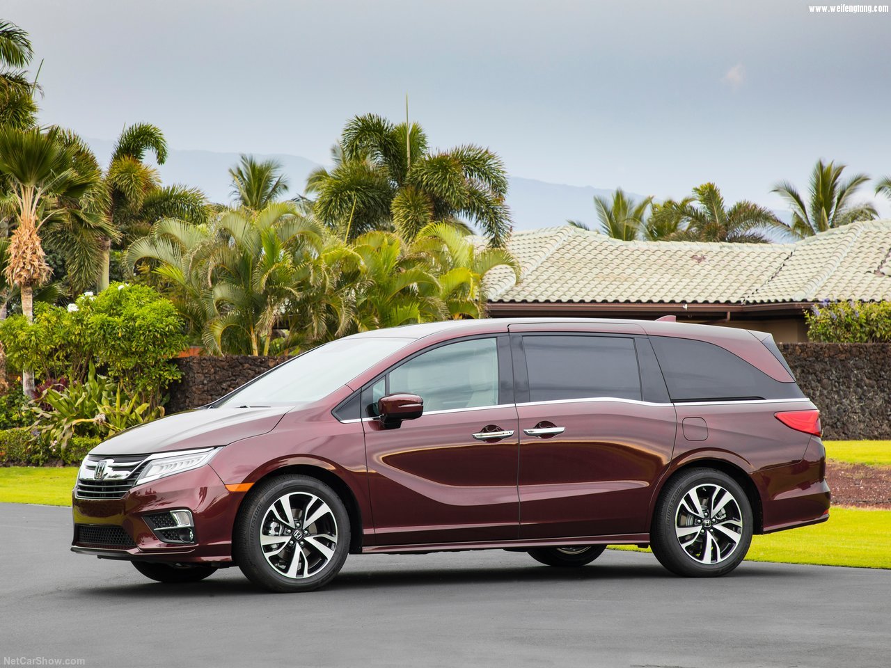 Honda-Odyssey-2018-1280-10.jpg