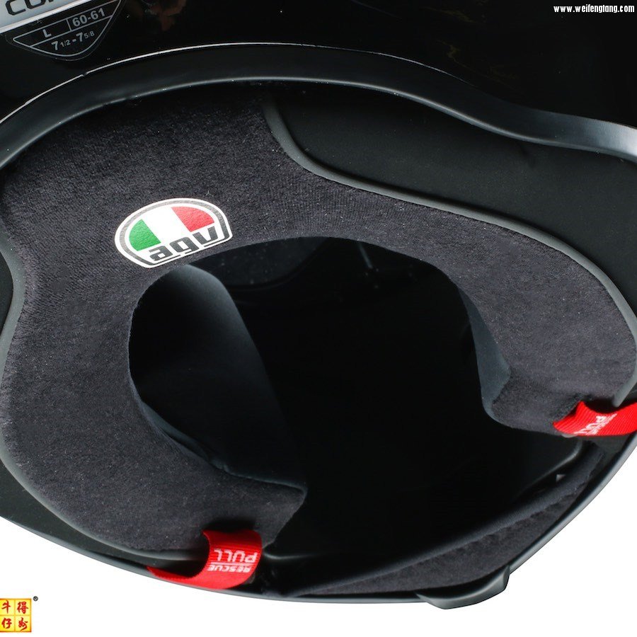 AGV-Corsa-R-motorcycle-helmet-review-1.jpg
