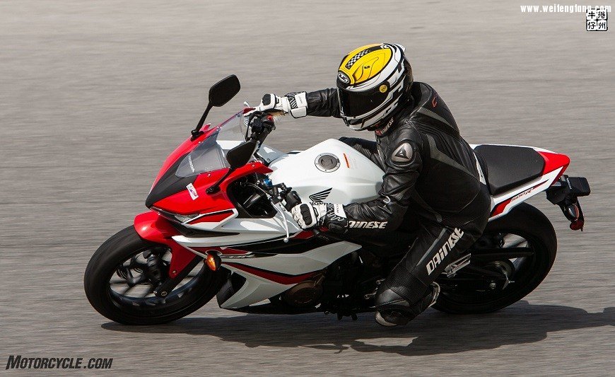 062218-Lightweight-Sportbikes-Honda-CBR500R-8487.jpg