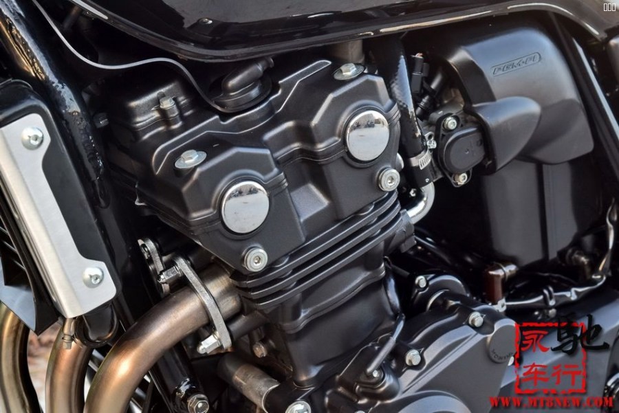 2013CB400 ABS (4).jpg