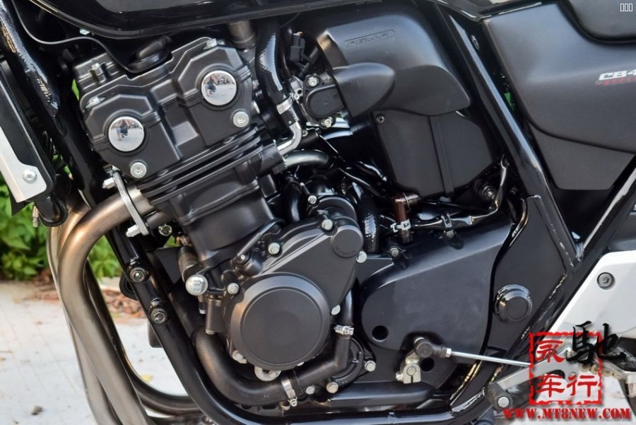 2013CB400 ABS (8).jpg