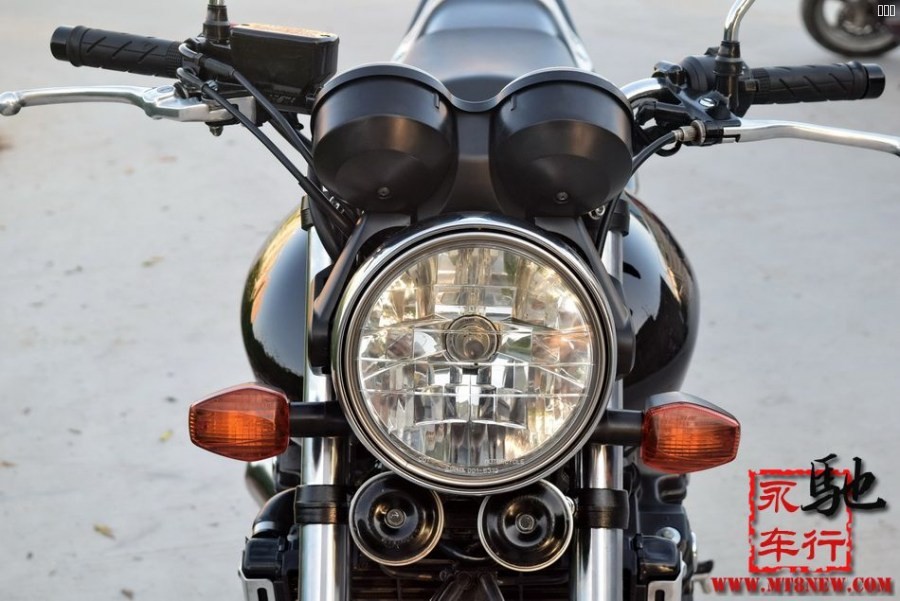 2013CB400 ABS (17).jpg