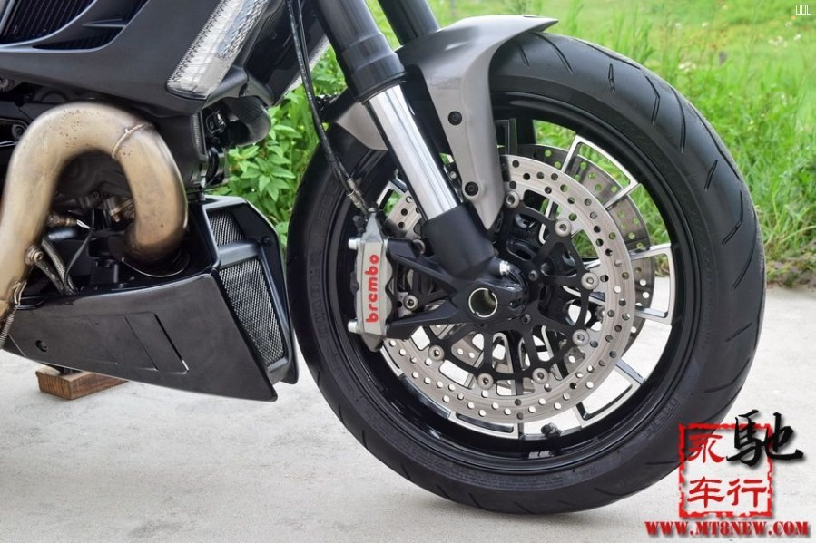 2013 杜卡迪 大魔鬼 (24).jpg