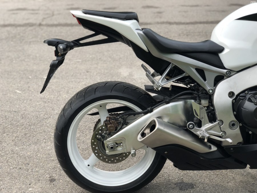CBR1000FullSizeRender(66).jpg