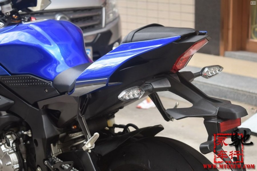 2015R1 (12).jpg