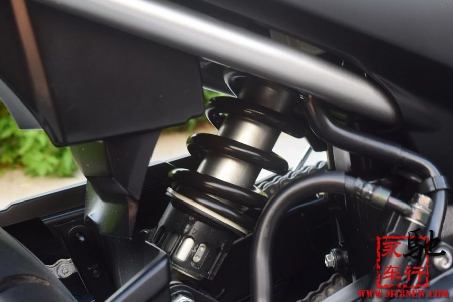 2014 xj-6n  (10).jpg