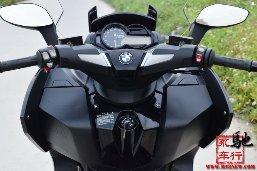 2016 C650GT (14).jpg