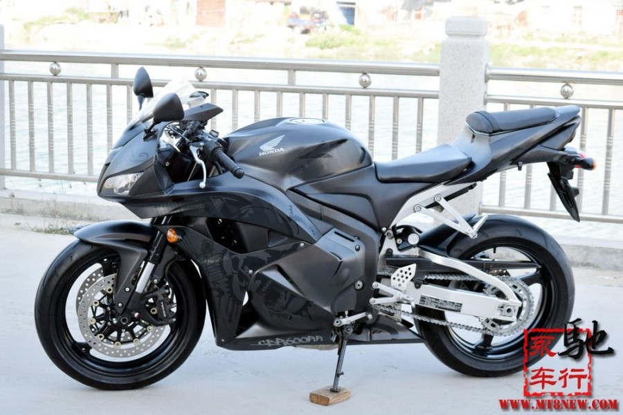 CBR600RR (6).jpg