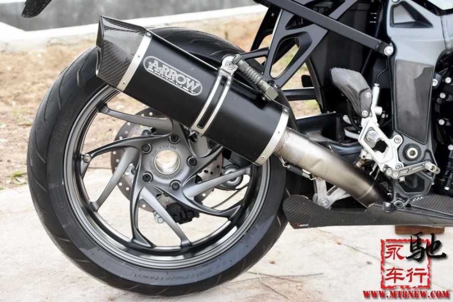 2013 1300R  (28).jpg