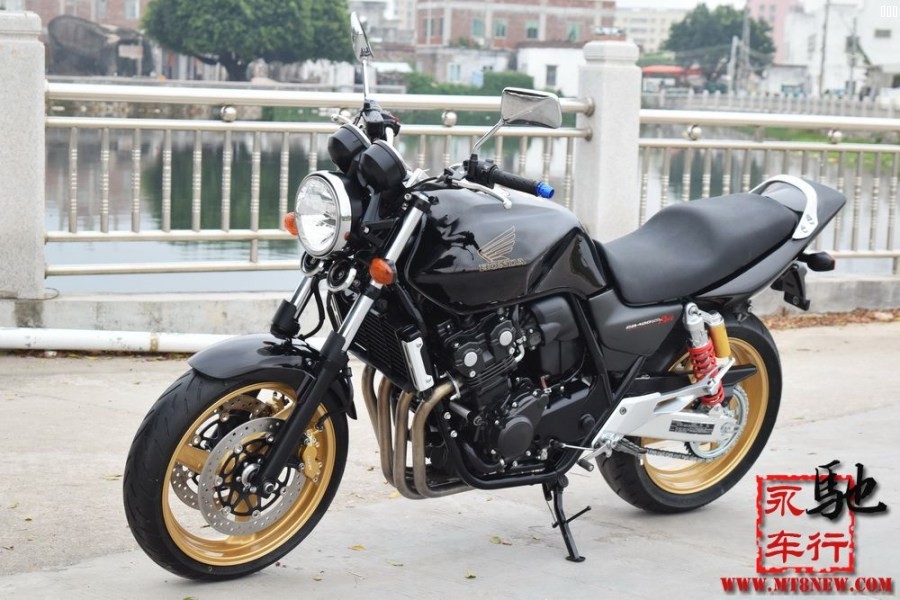 2013cb400 (1).jpg