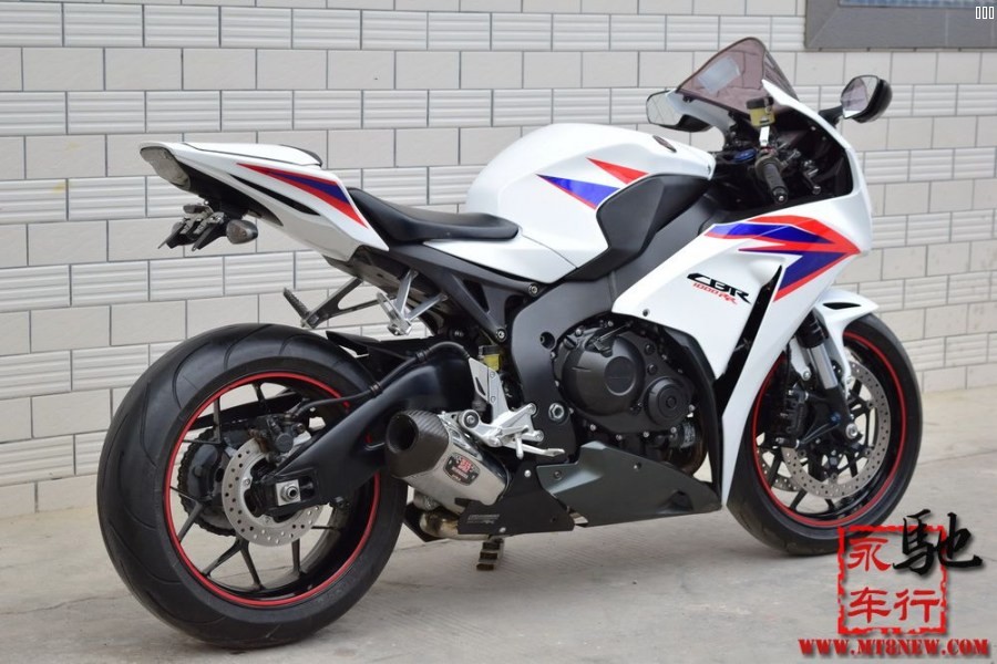 12CBR1000 (11).jpg