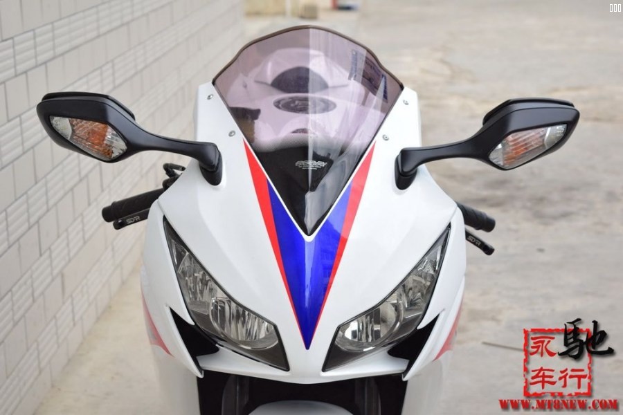 12CBR1000 (13).jpg
