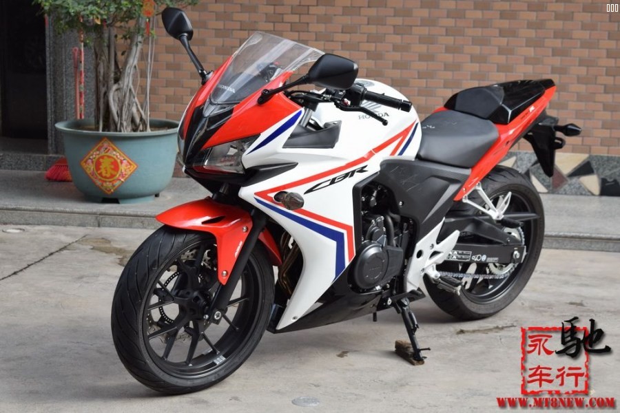 2015 CBR500 (1).jpg