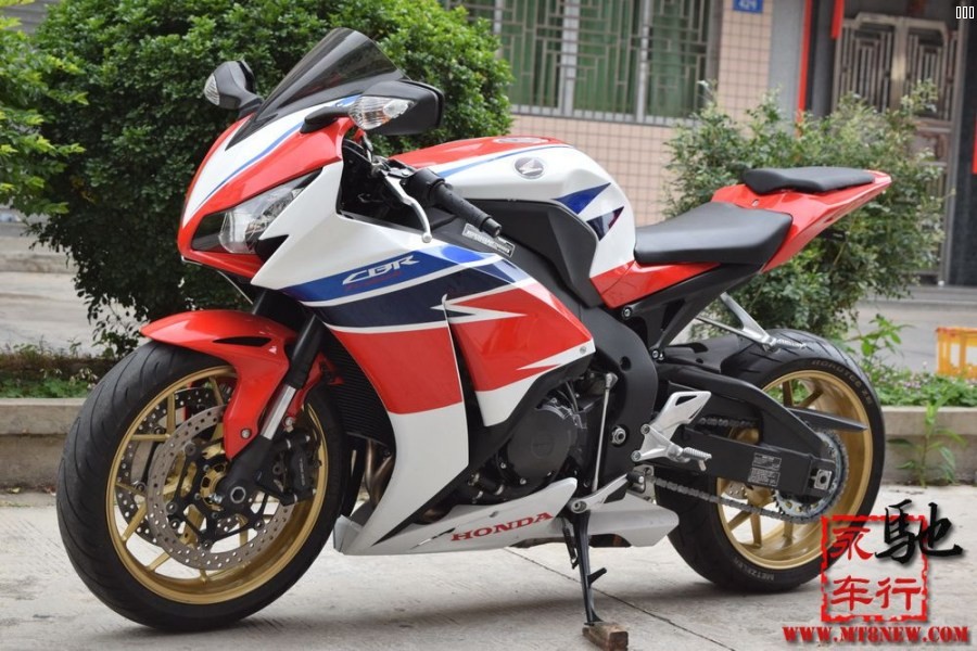 12cbr1000 (1).jpg