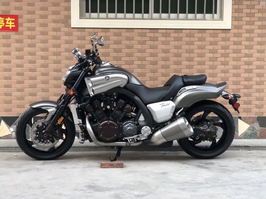 【碣石启航机车】 2013年雅马哈vmax1700大魔鬼 带abs刹车 肌肉感十足